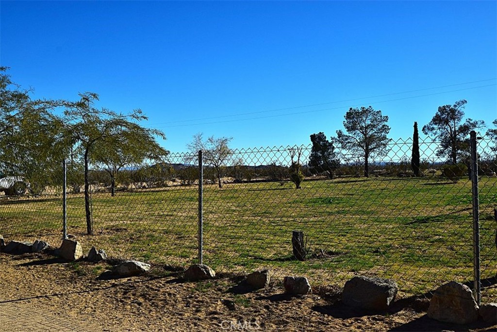 main property photo 30