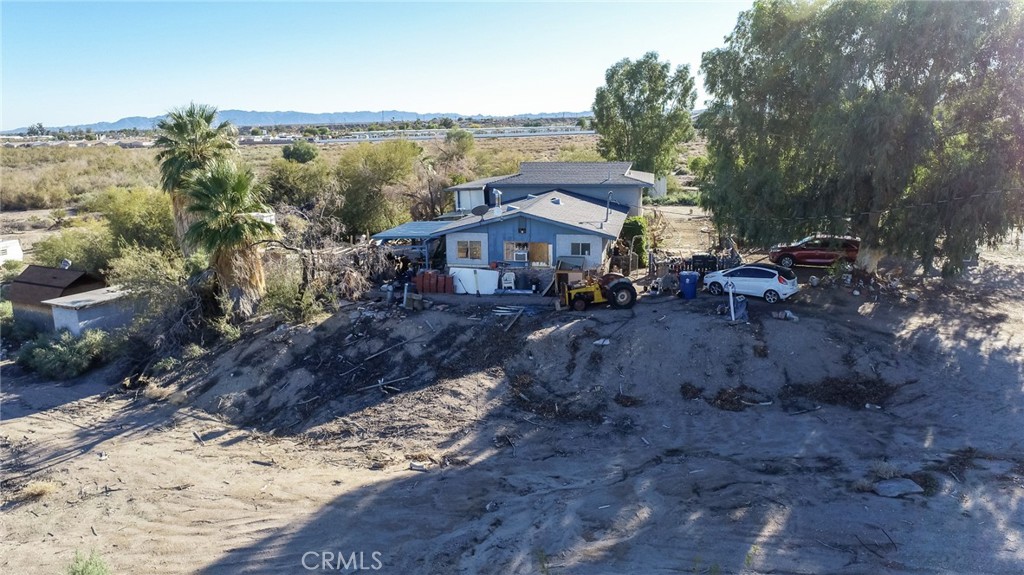 main property photo 37