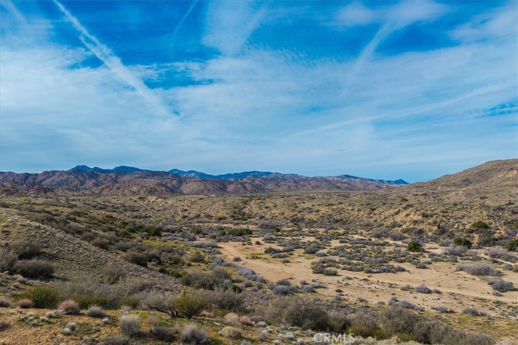 main property photo 10