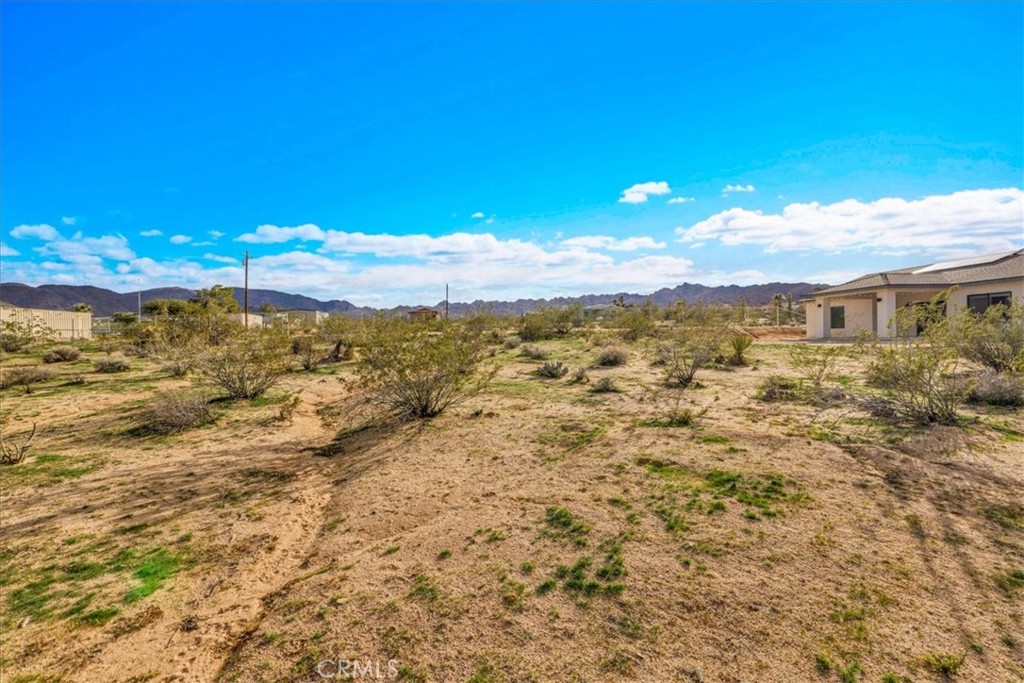 main property photo 41