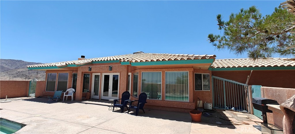 main property photo 9
