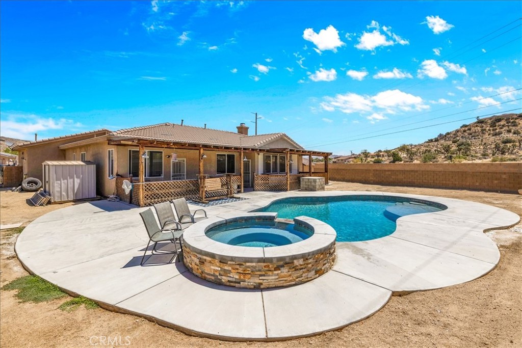 main property photo 30