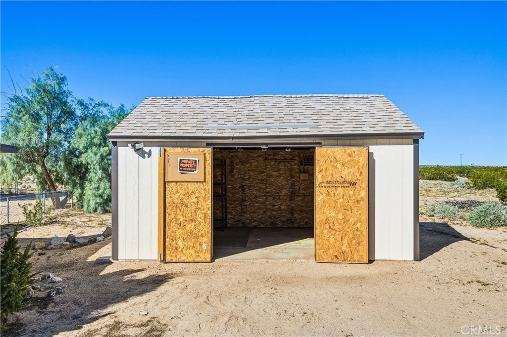 main property photo 32