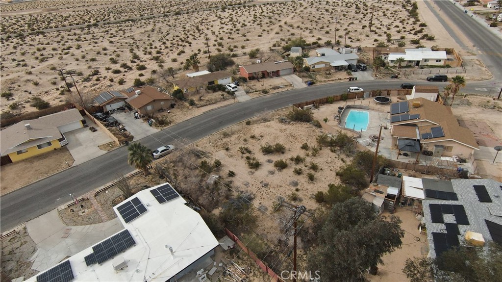 main property photo 10