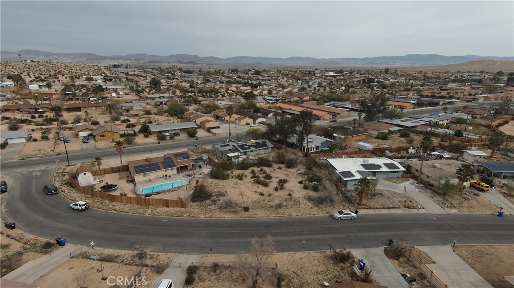 main property photo 9