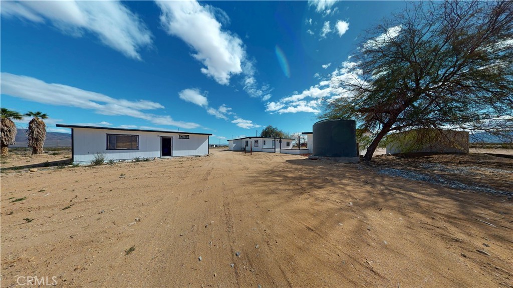 main property photo 7