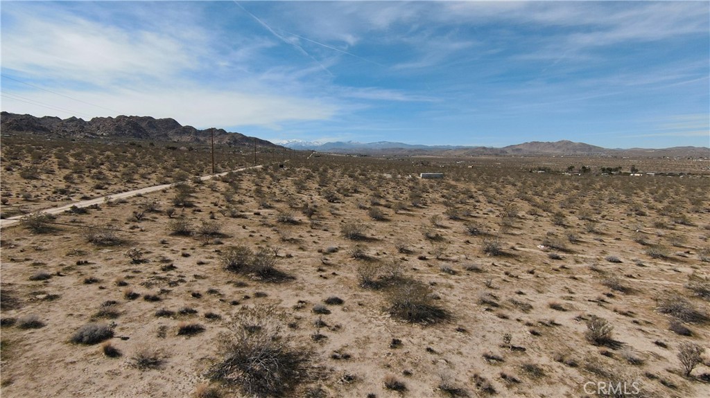 main property photo 9