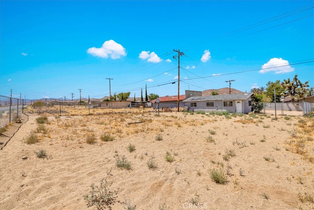 main property photo 20