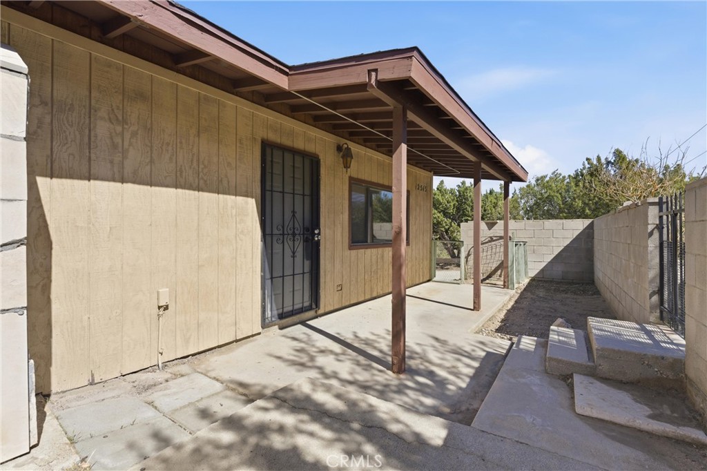 main property photo 12