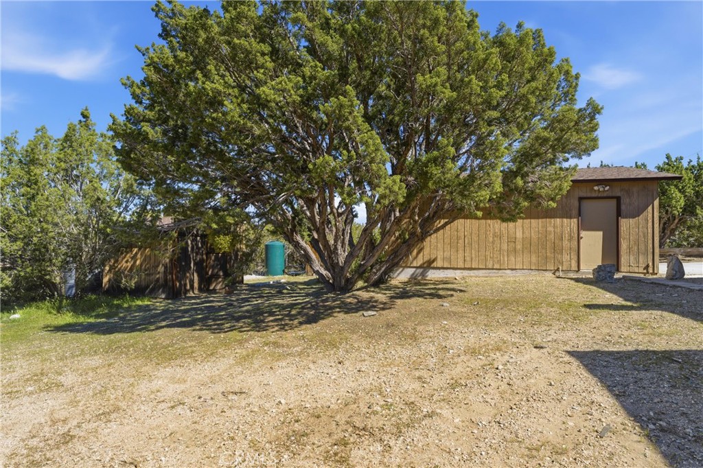 main property photo 16
