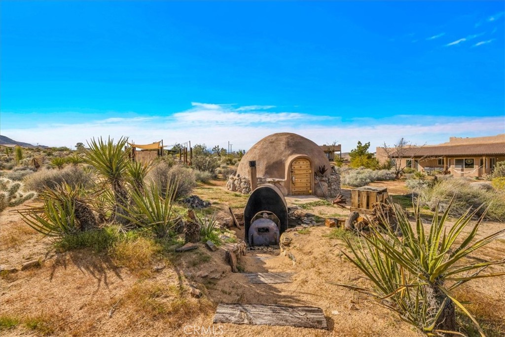 main property photo 40