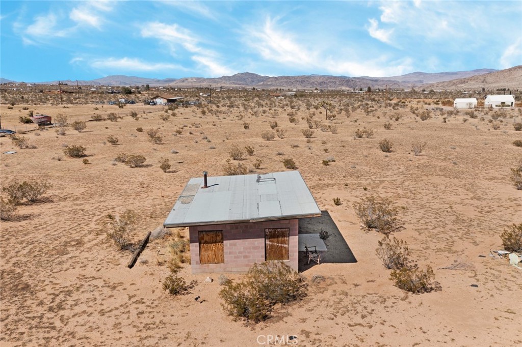 main property photo 26