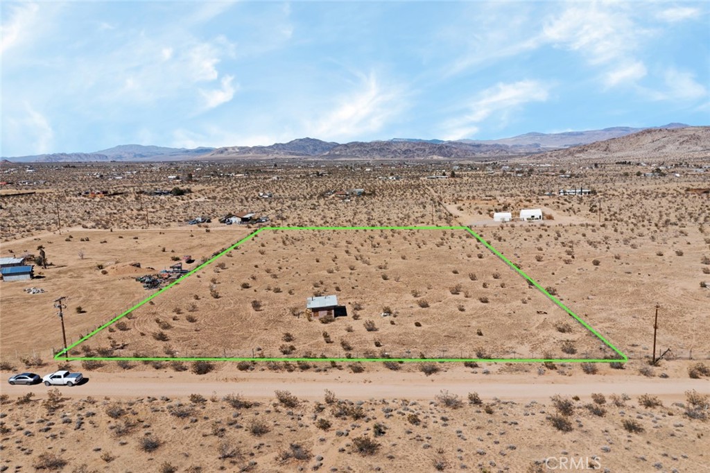 main property photo 32