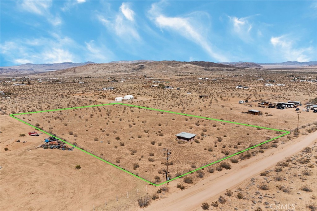 main property photo 35
