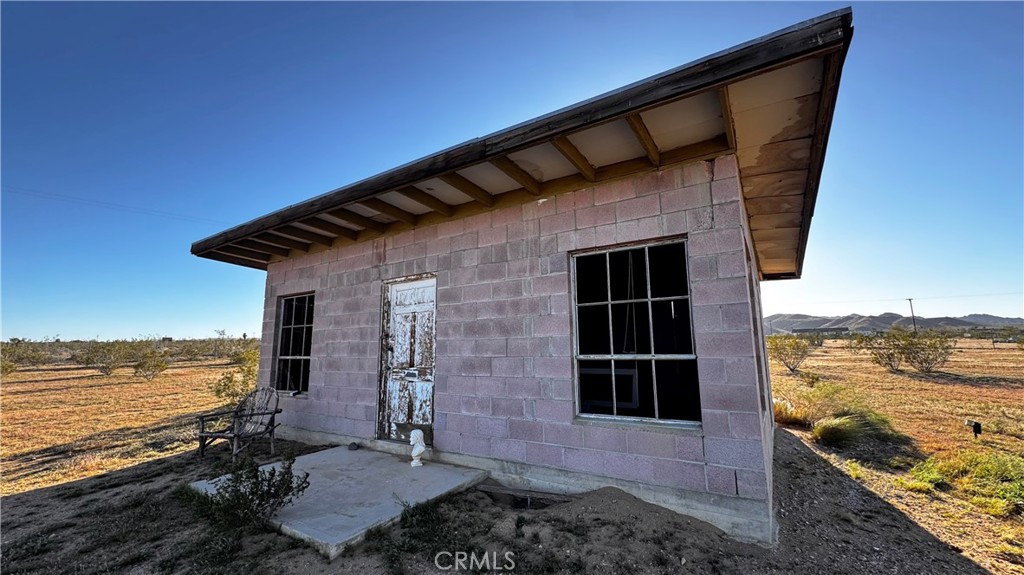 main property photo 5