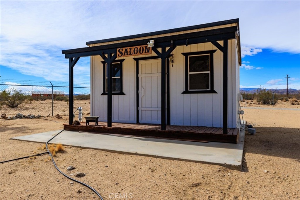 main property photo 22