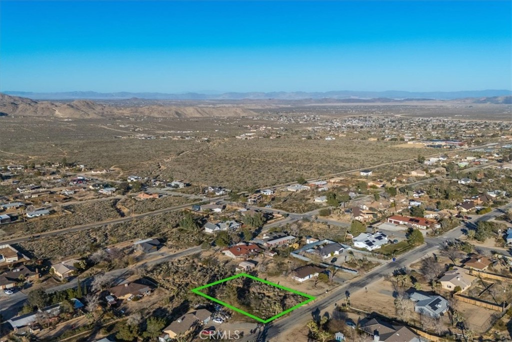 main property photo 13