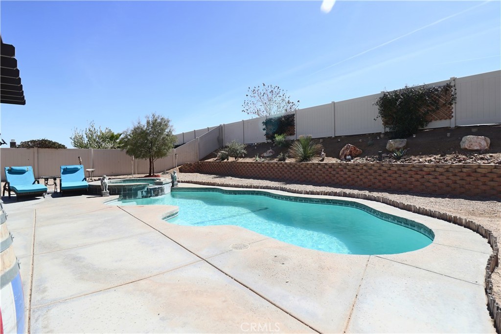 main property photo 24