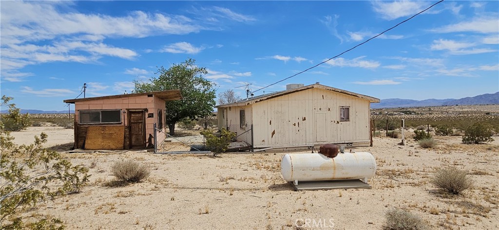 main property photo 5