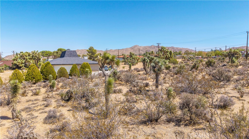 main property photo 12
