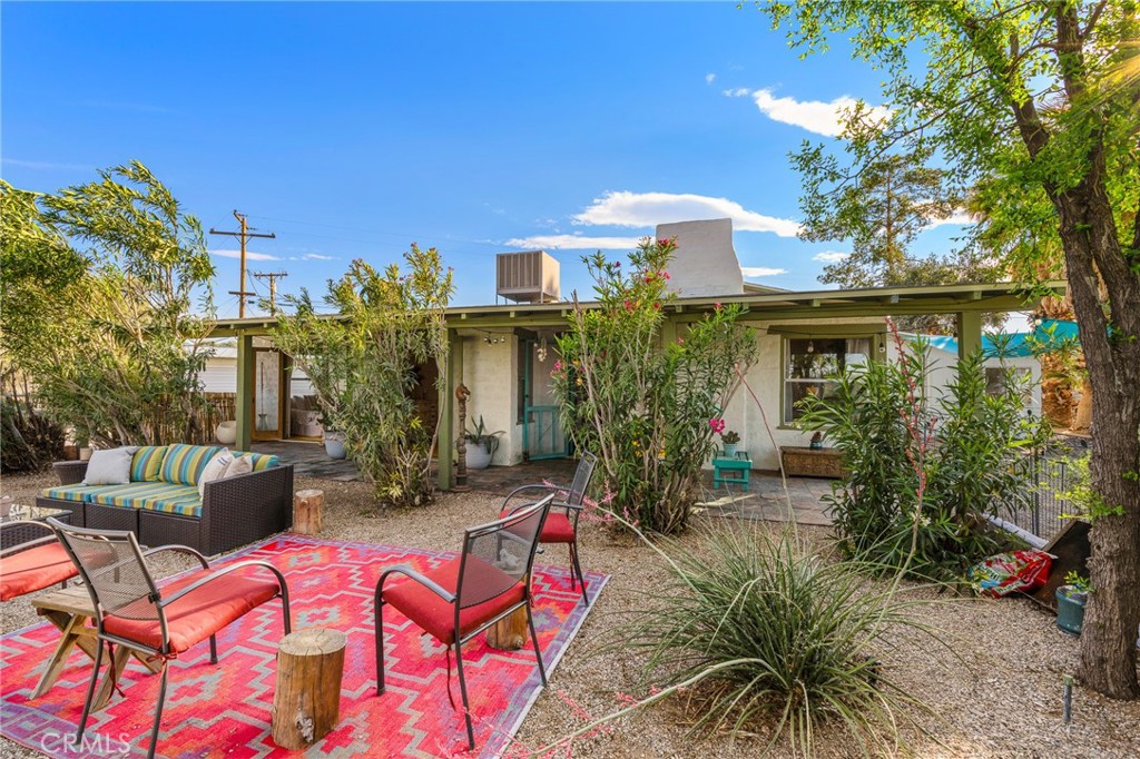 main property photo 11