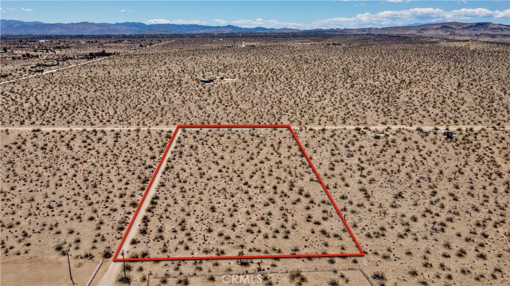 main property photo 11