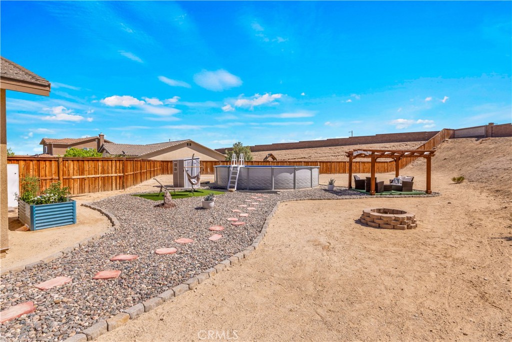 main property photo 50