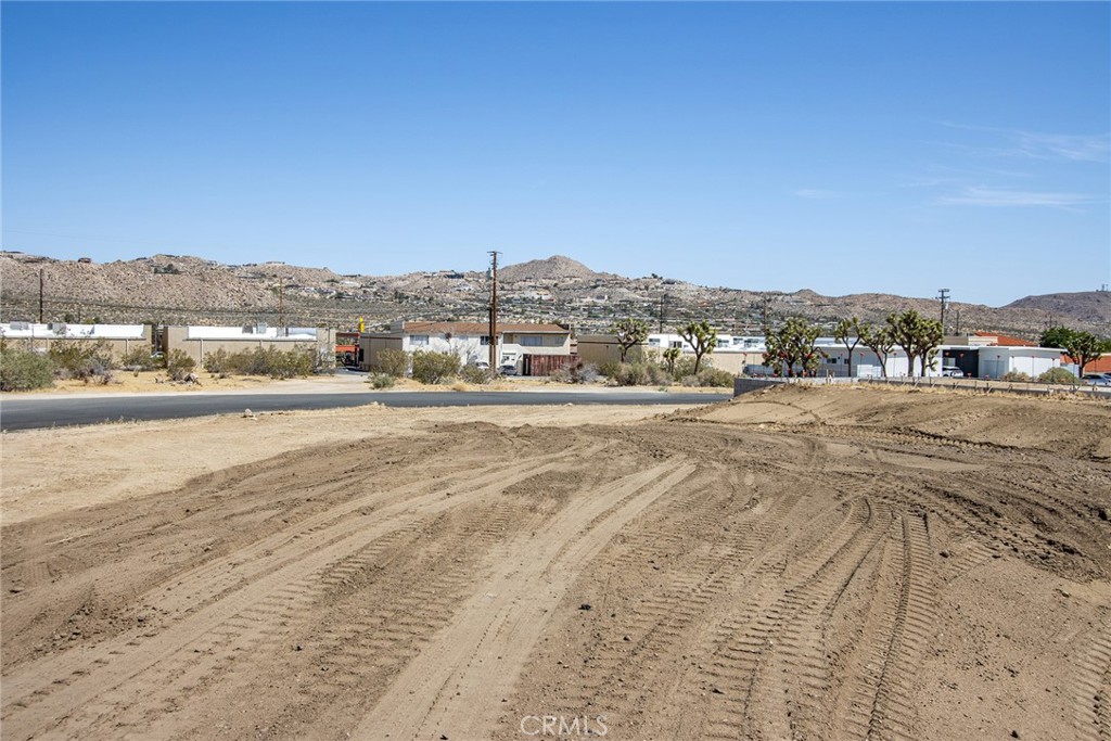 main property photo 22