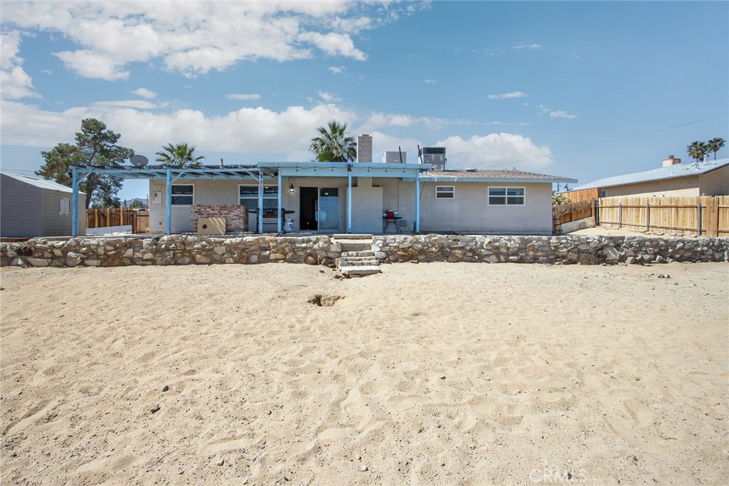 main property photo 25