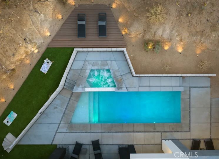 main property photo 5