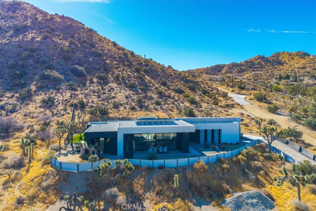 main property photo 50