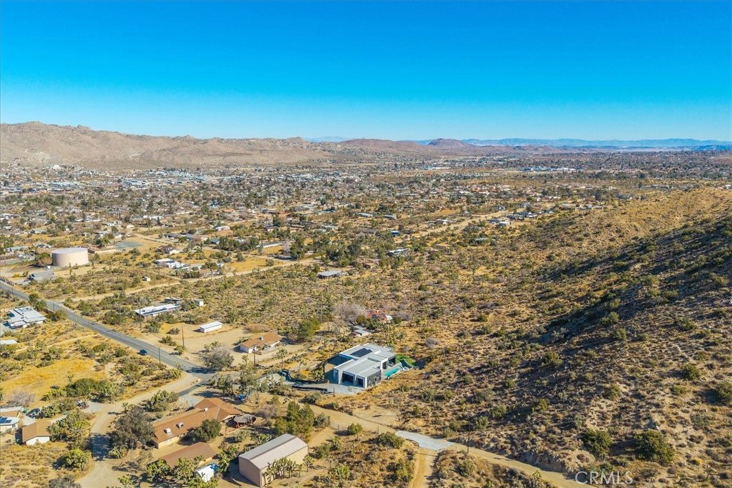 main property photo 67