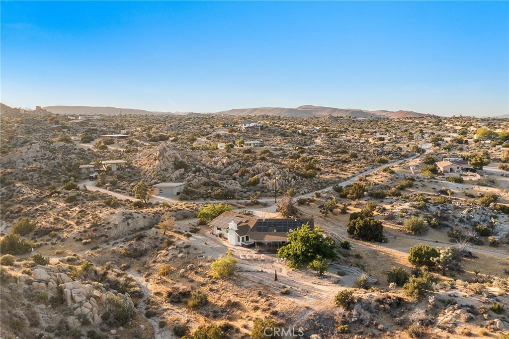 main property photo 11
