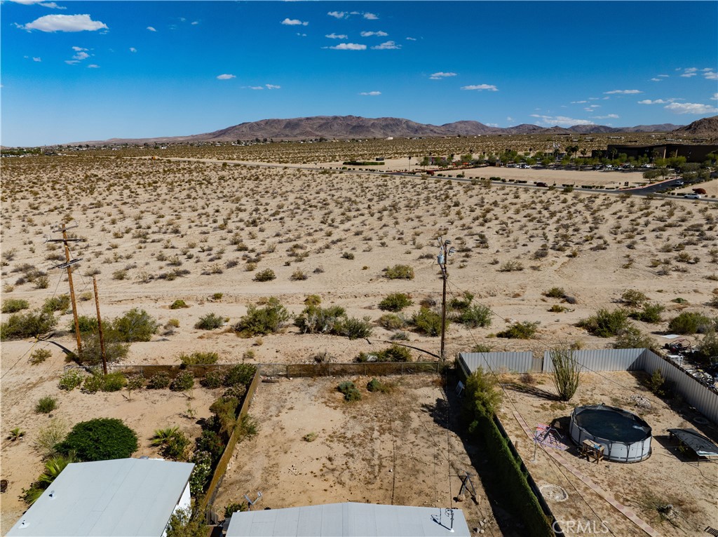 main property photo 24