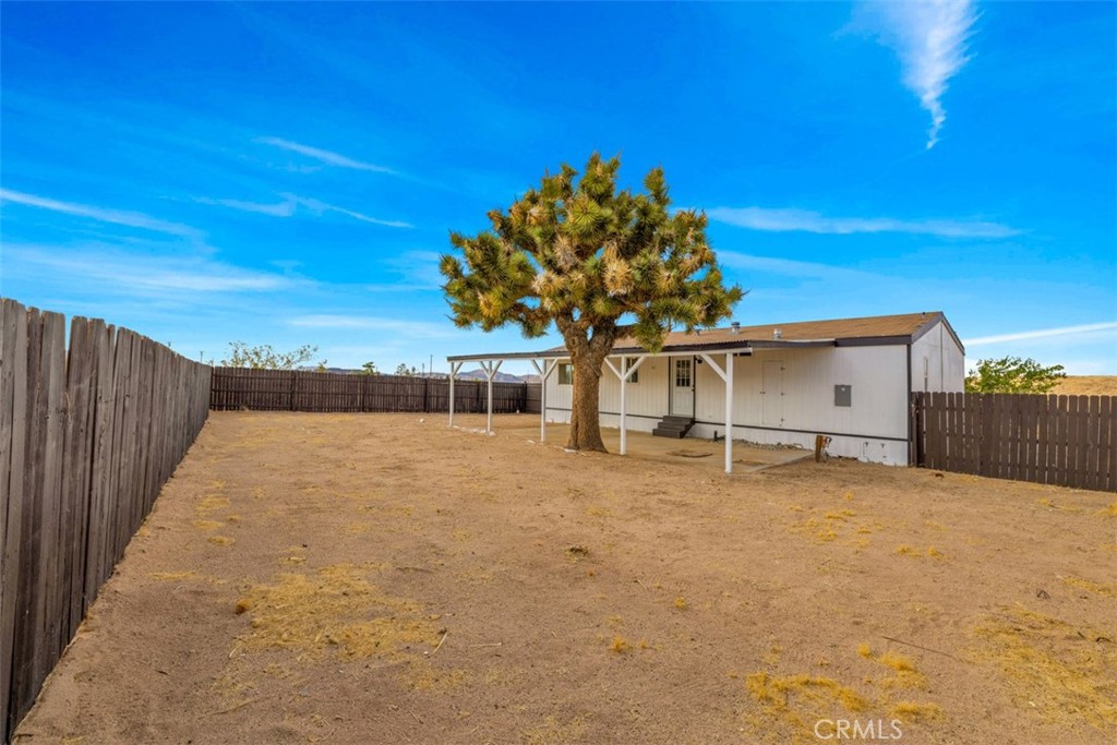 main property photo 23