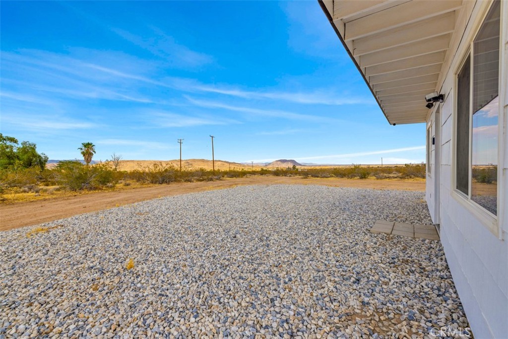 main property photo 34