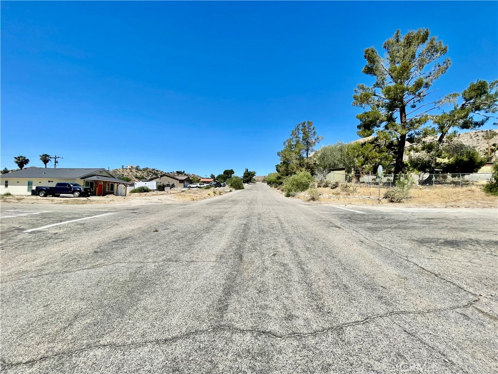 main property photo 8