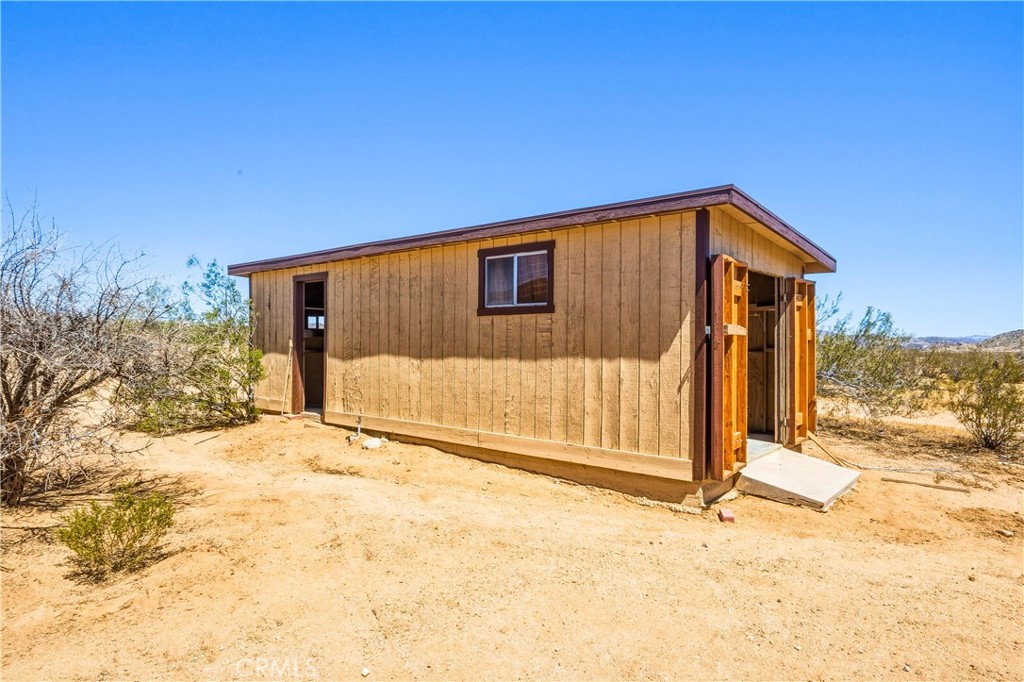 main property photo 35