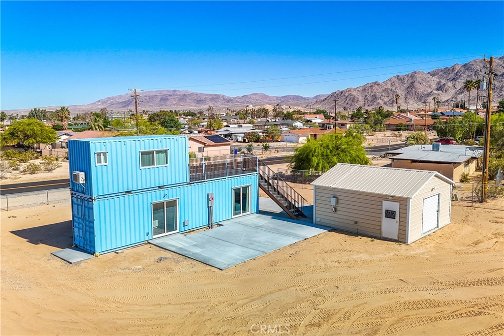 main property photo 9