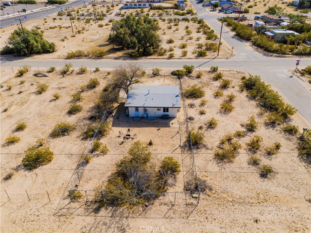 main property photo 32