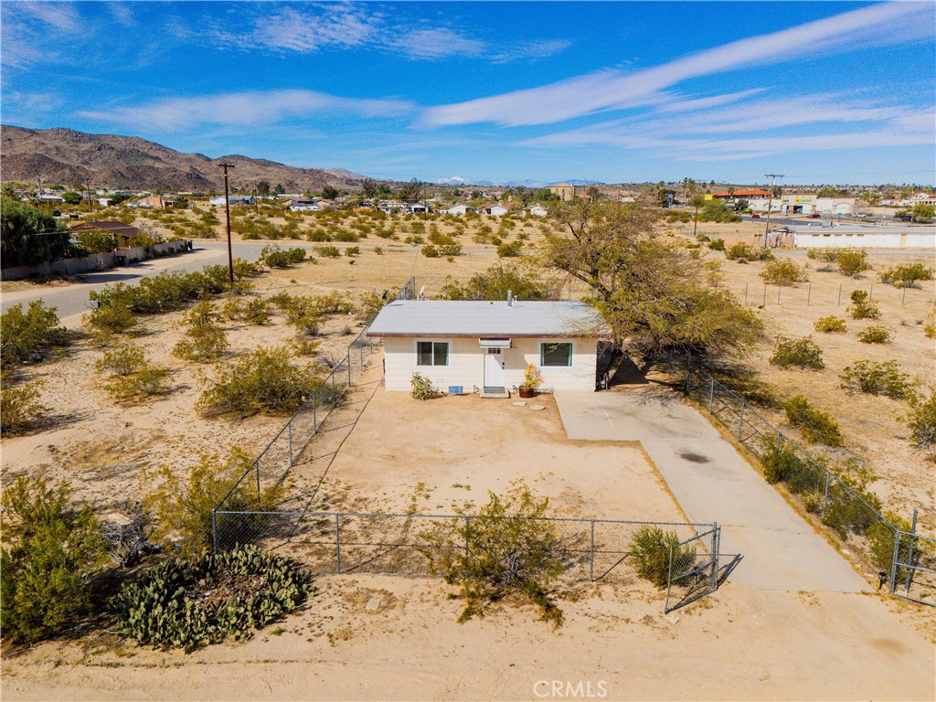 main property photo 39