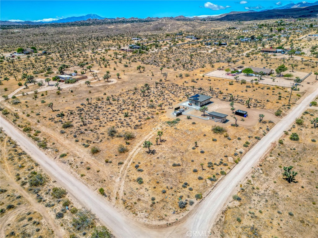 main property photo 41