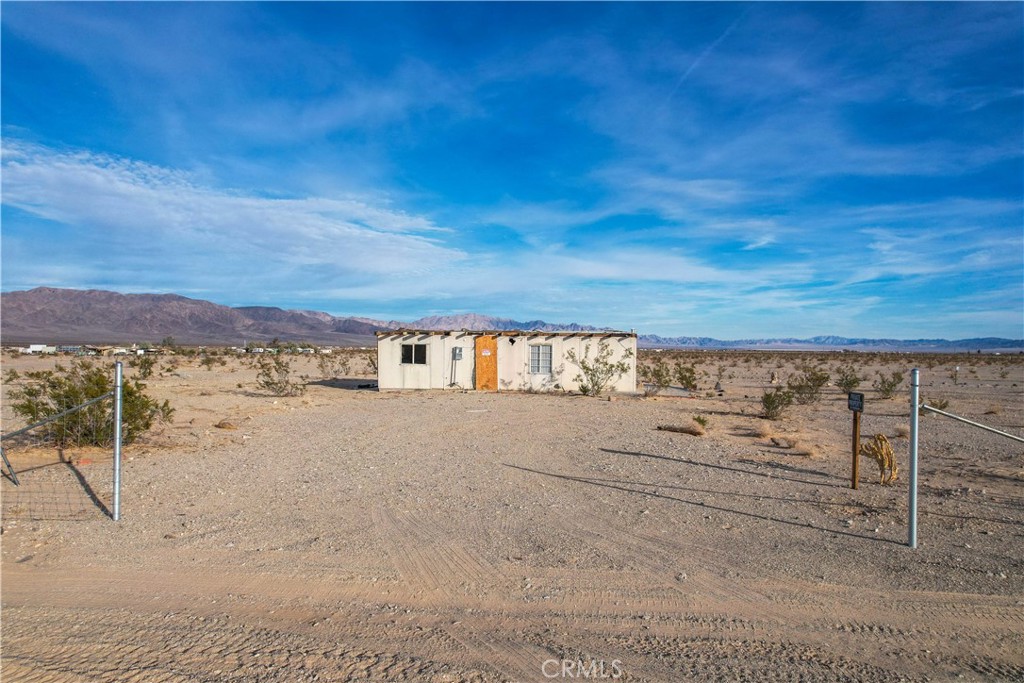 main property photo 18