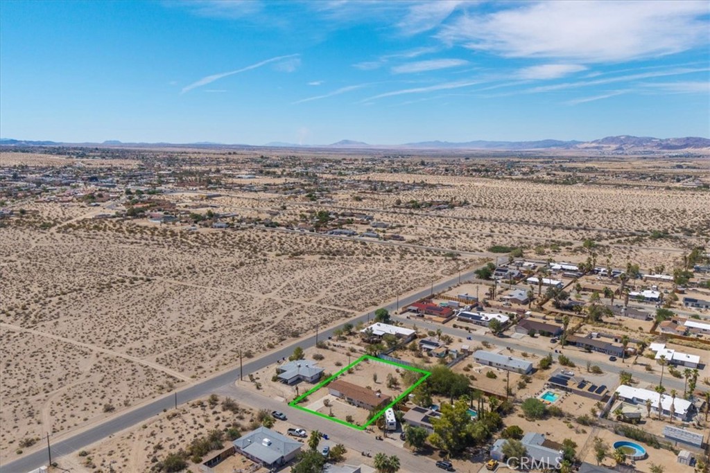 main property photo 33