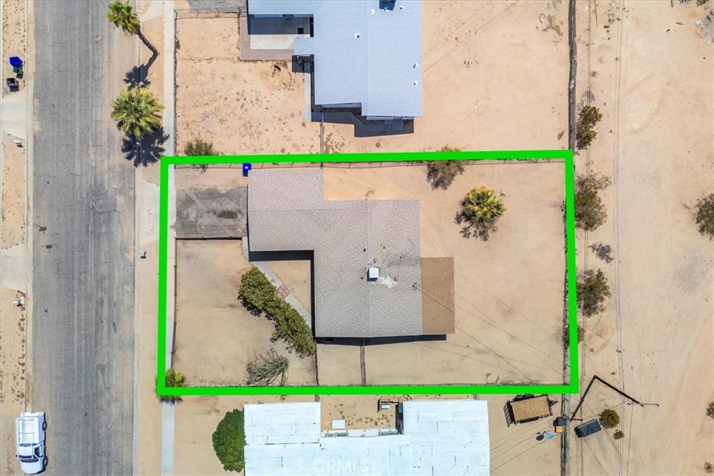 main property photo 23