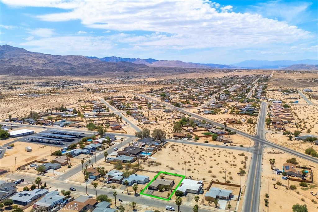 main property photo 24