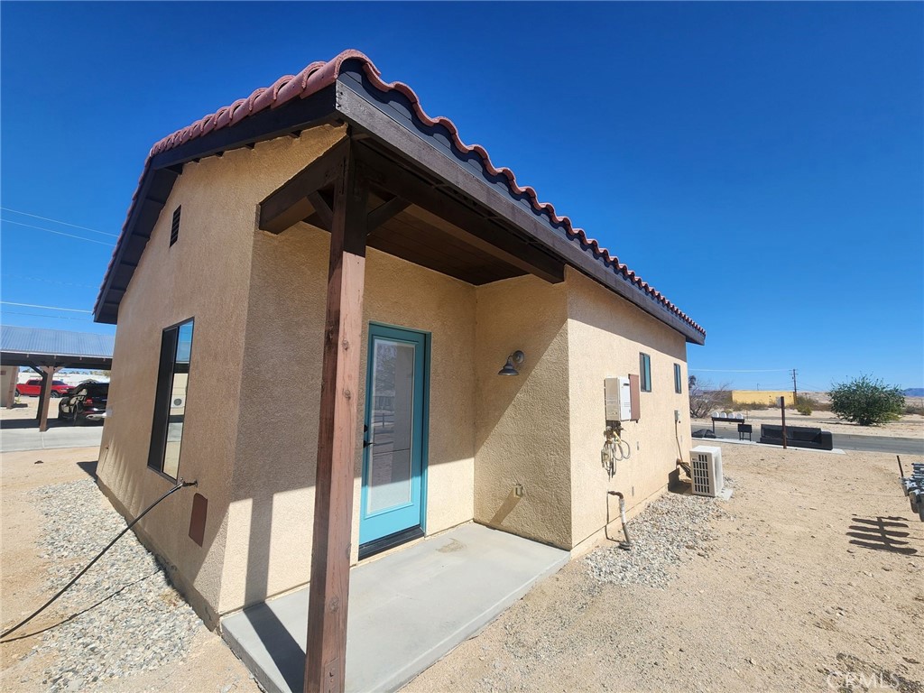 main property photo 7