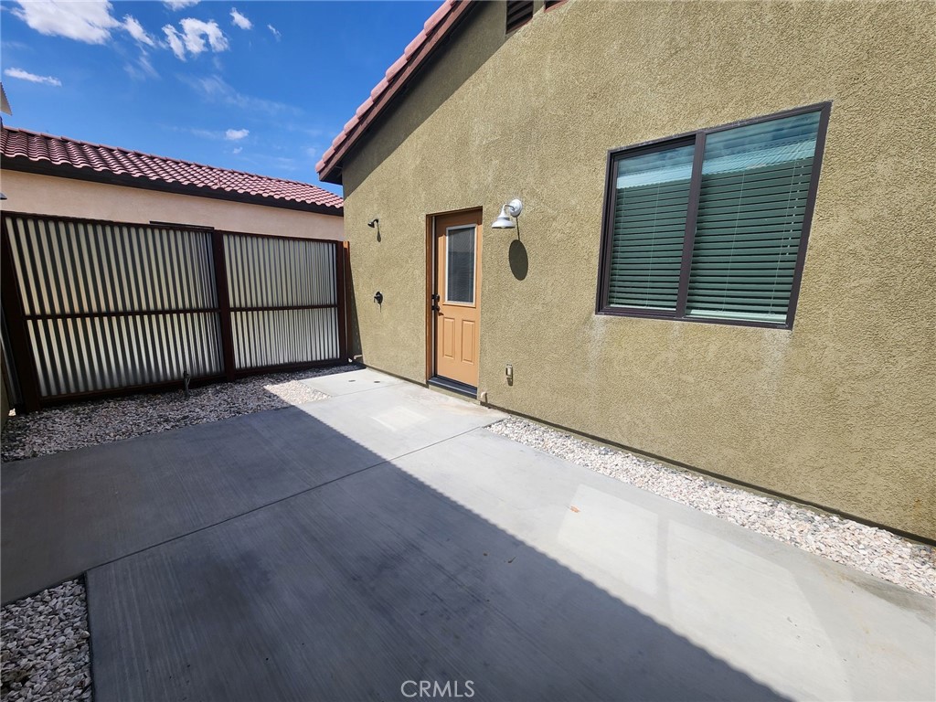 main property photo 11
