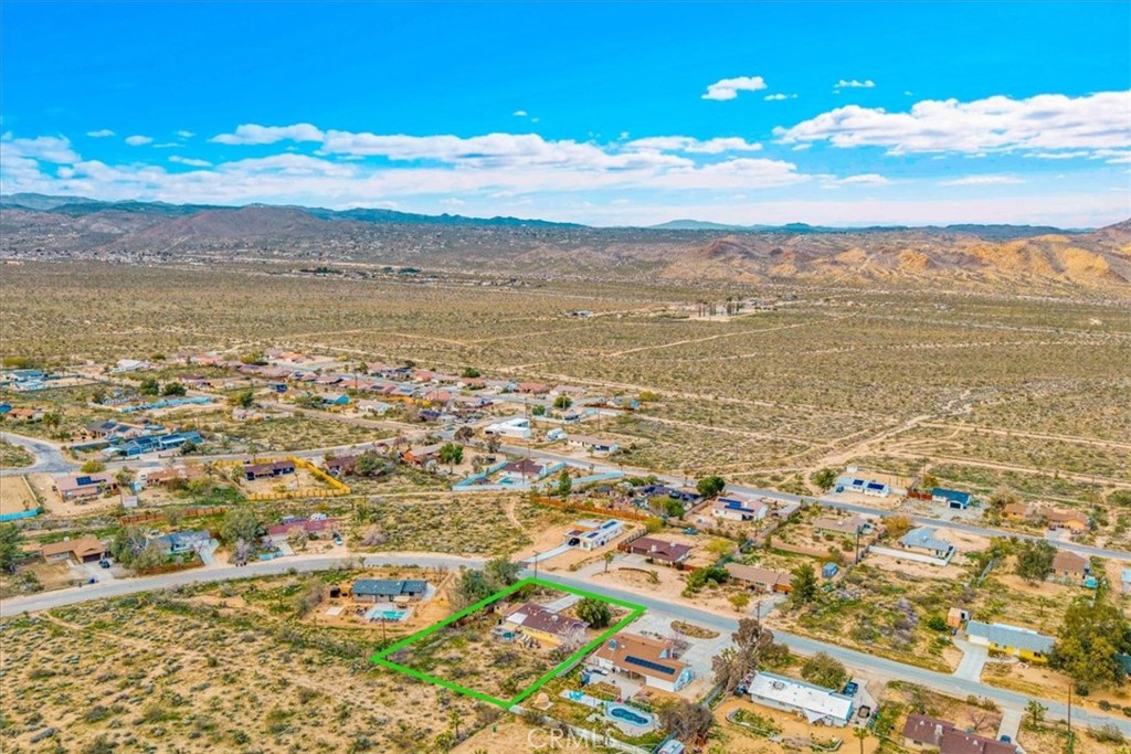 main property photo 45