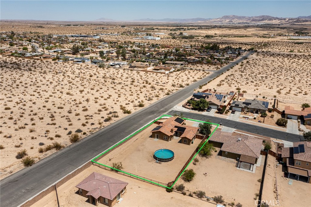 main property photo 38
